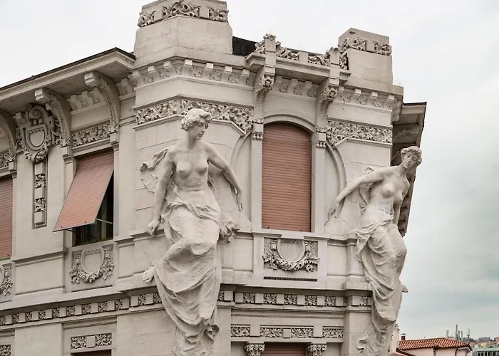 In The Center Of Апартаменты *